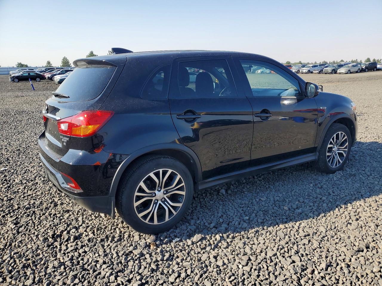2018 MITSUBISHI OUTLANDER SPORT ES — снимка 3