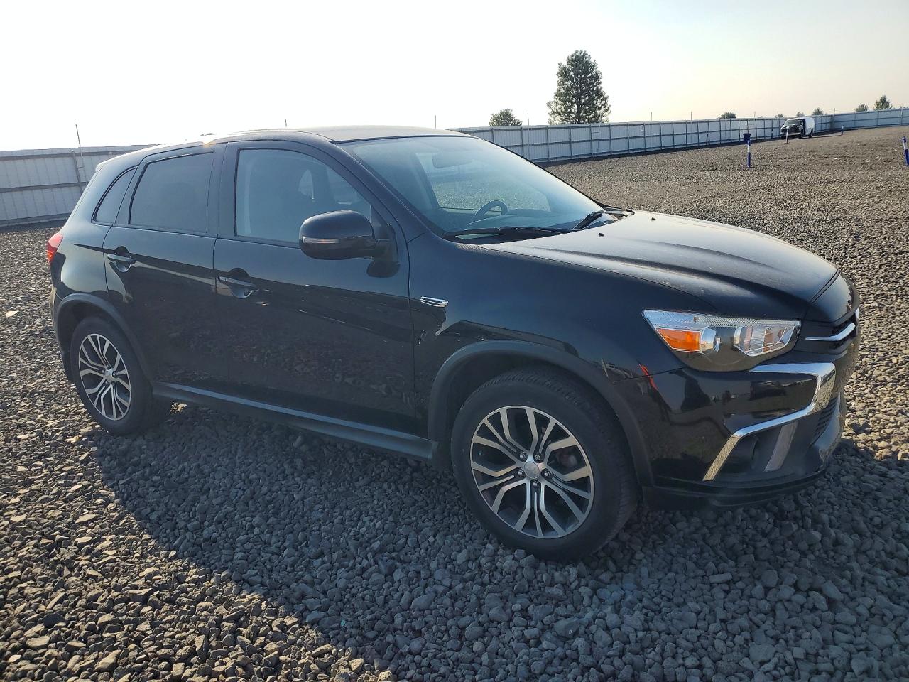 2018 MITSUBISHI OUTLANDER SPORT ES — снимка 4