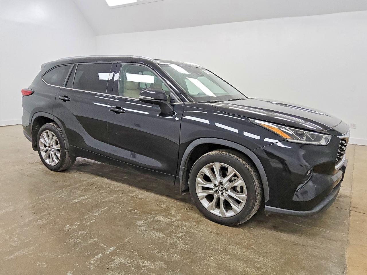2020 TOYOTA HIGHLANDER LIMITED — снимка 4