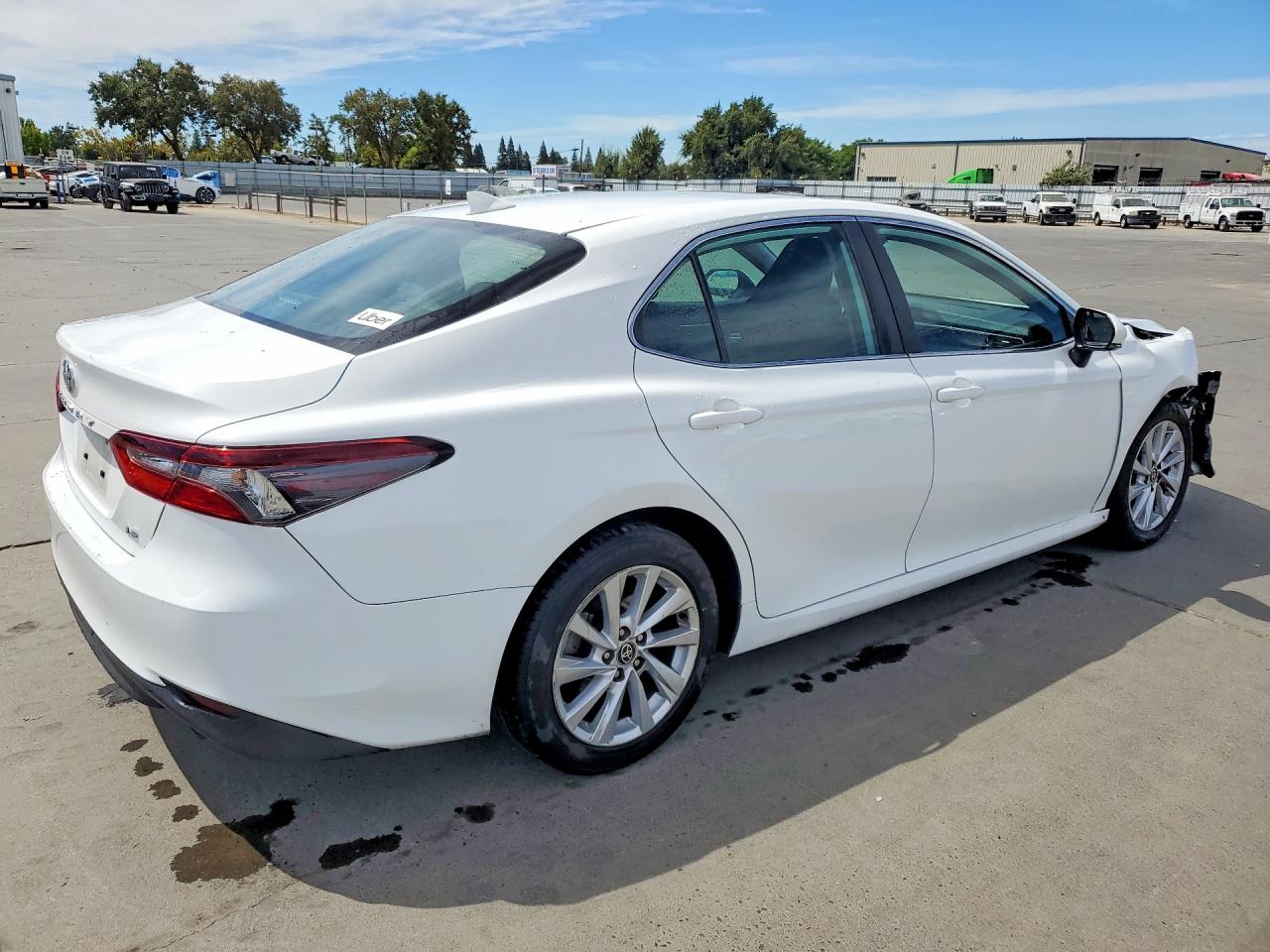 2023 TOYOTA CAMRY LE — снимка 3