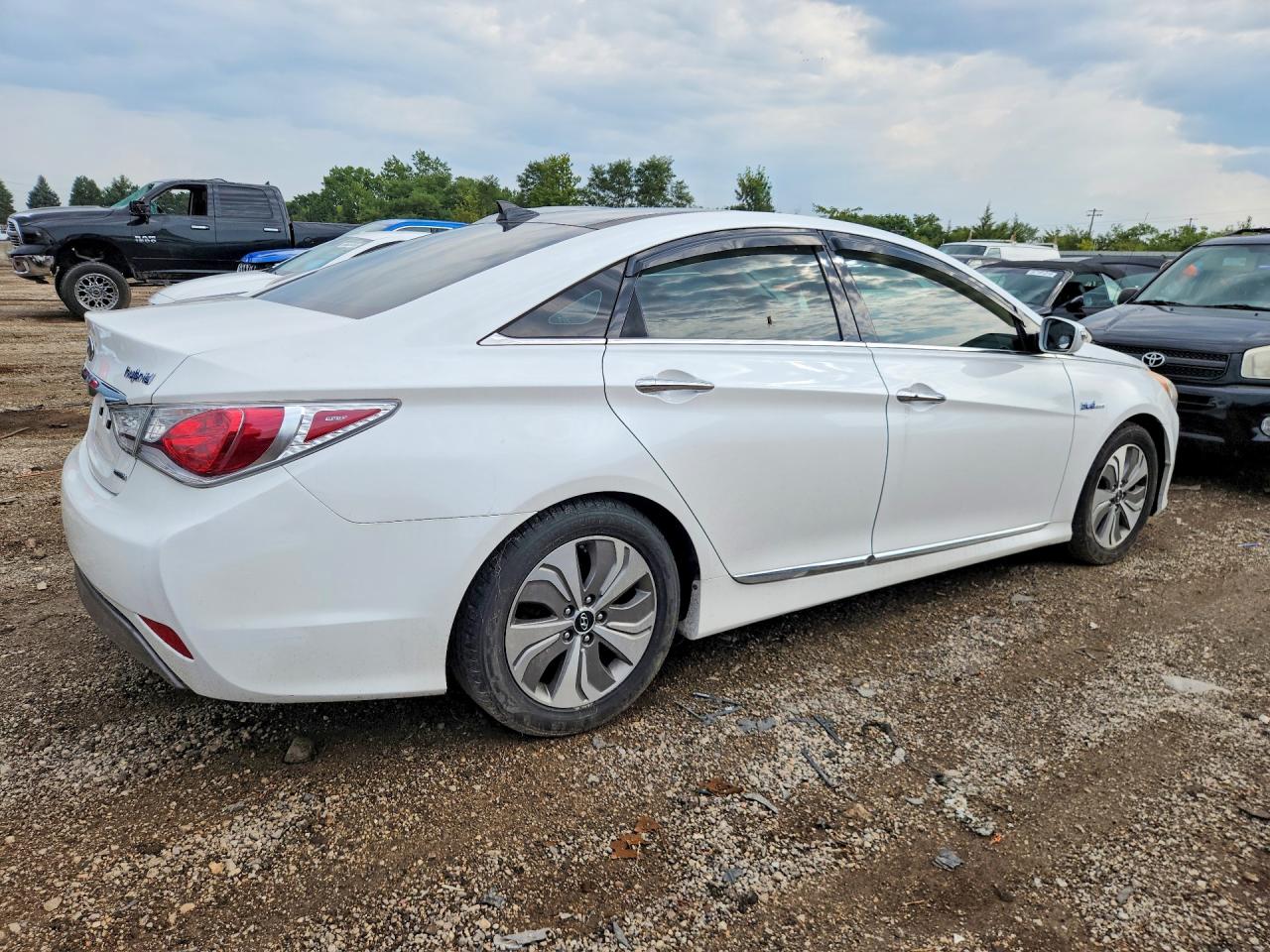 2015 HYUNDAI SONATA HYBRID LIMITED — снимка 3