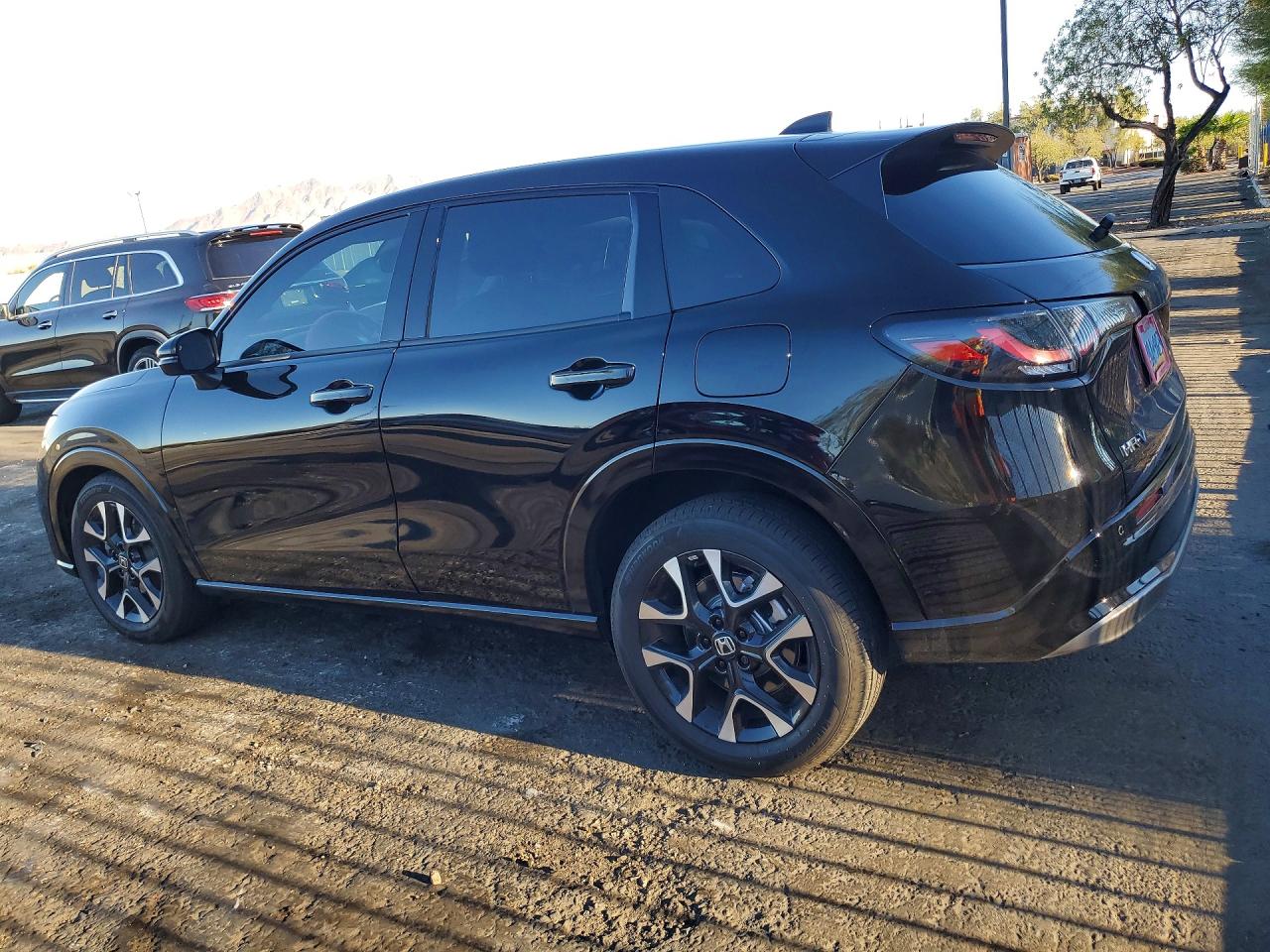 2027 HONDA HR-V EXL — снимка 2