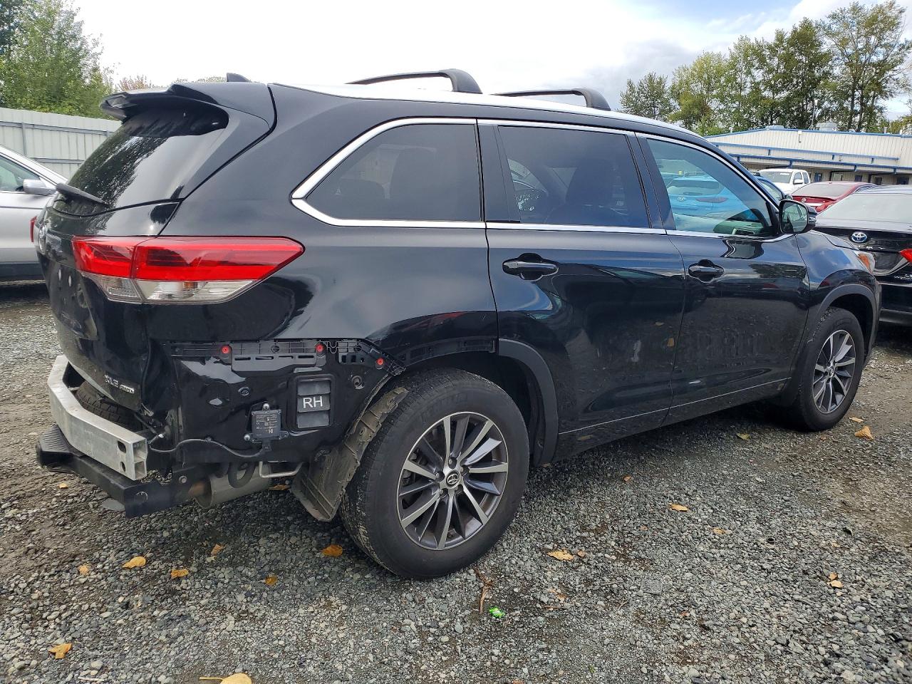 2018 TOYOTA HIGHLANDER XLE — снимка 3