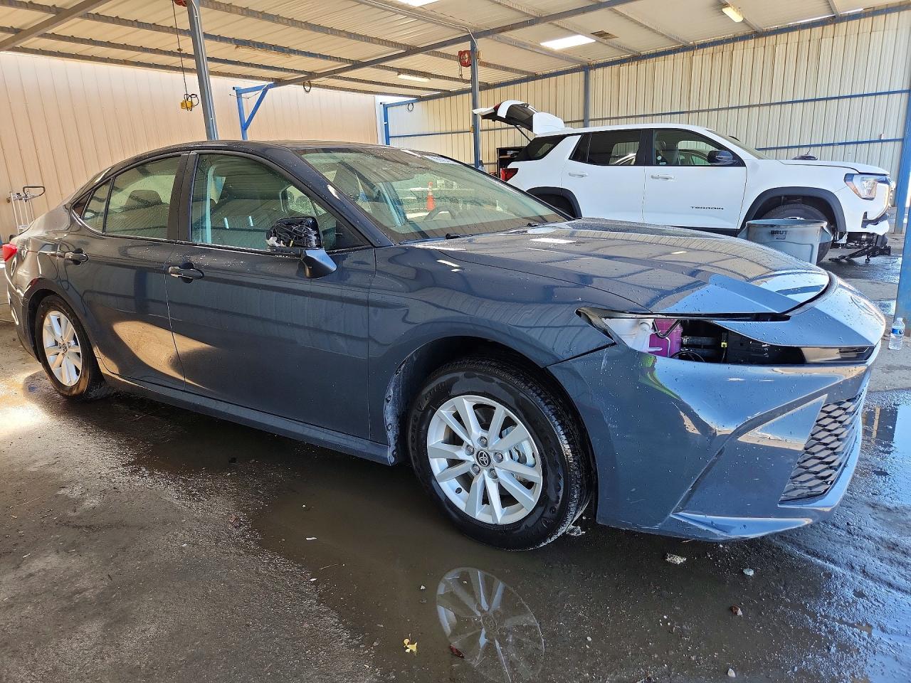 2026 TOYOTA CAMRY LE — снимка 4