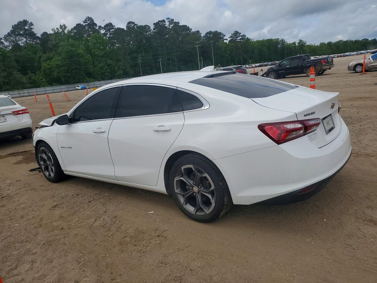 2021 CHEVROLET MALIBU LT — снимка 2