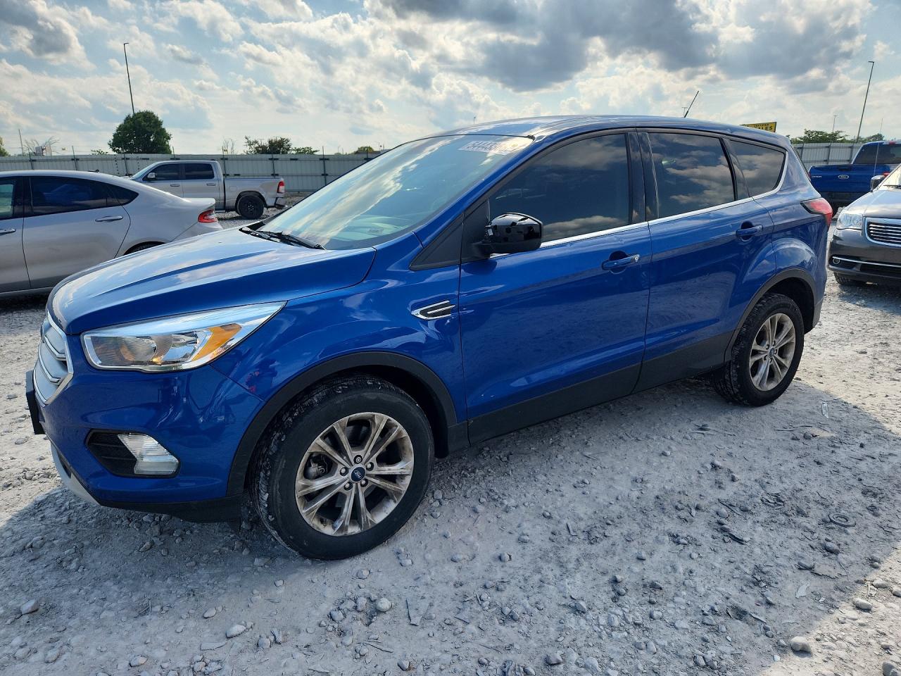 2019 FORD ESCAPE SE