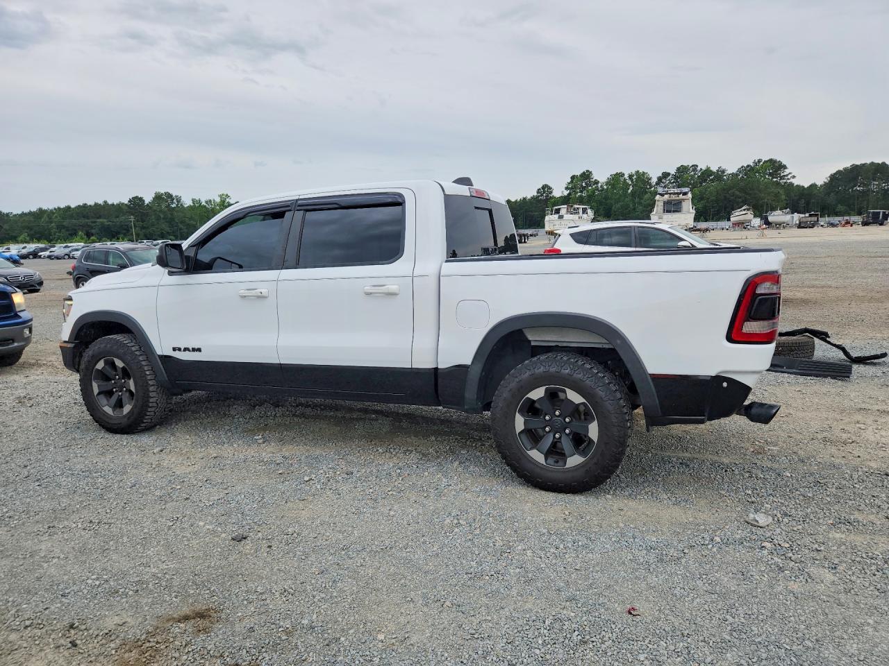 2019 RAM 1500 REBEL — снимка 2