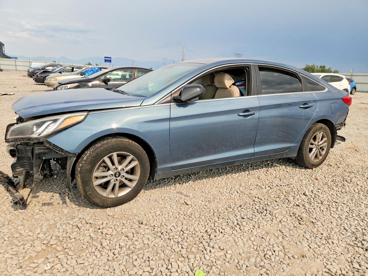 2017 HYUNDAI SONATA SE