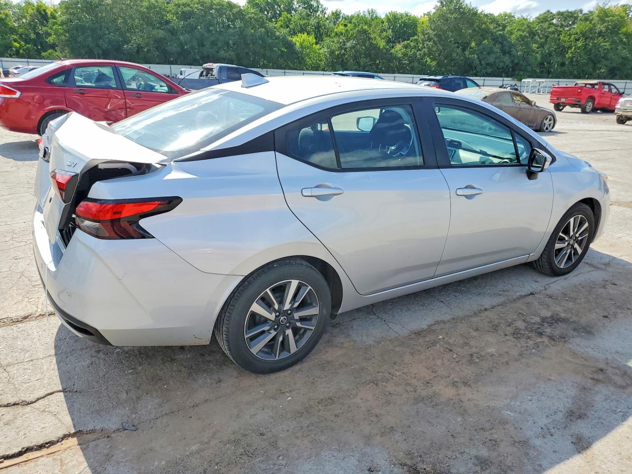 2021 NISSAN VERSA SV — снимка 3