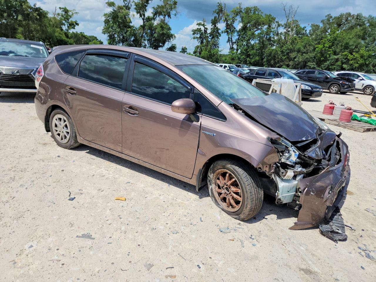 2017 TOYOTA PRIUS V TWO — снимка 4