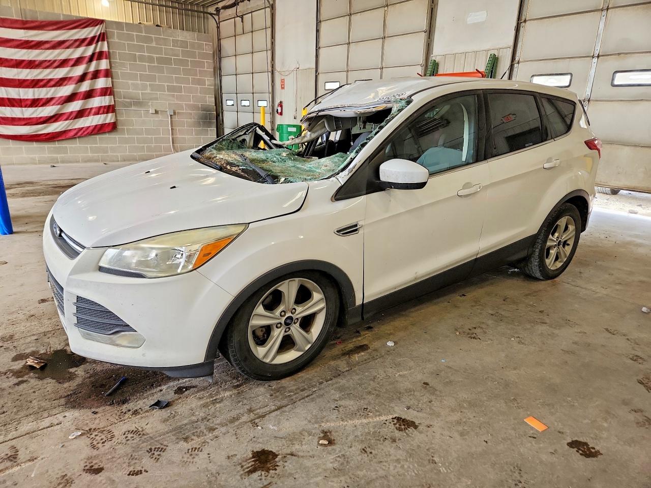 2016 FORD ESCAPE SE