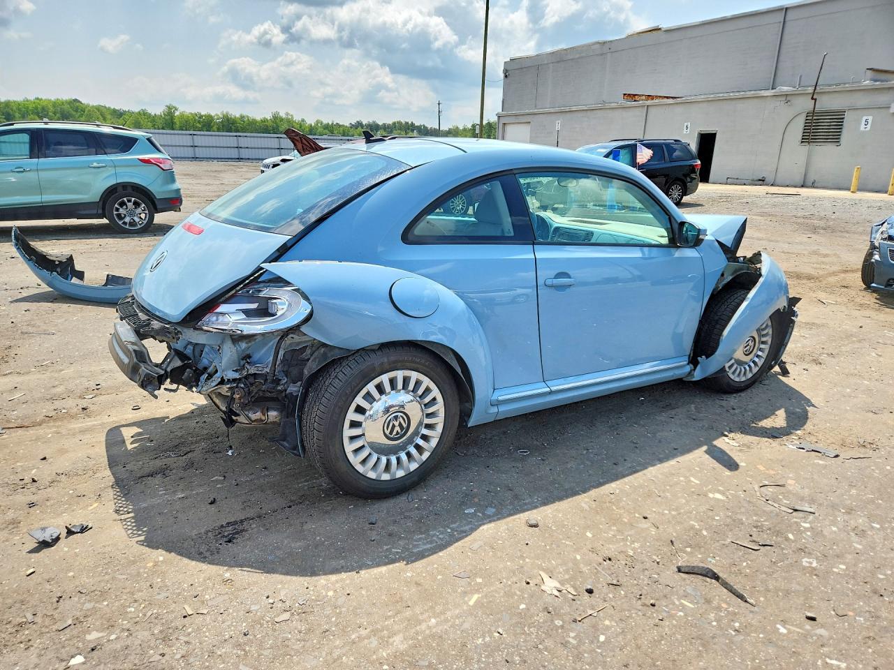 2015 VOLKSWAGEN BEETLE 1.8T — снимка 3
