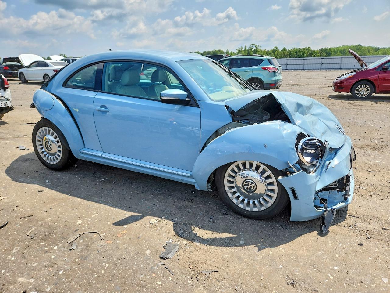2015 VOLKSWAGEN BEETLE 1.8T — снимка 4