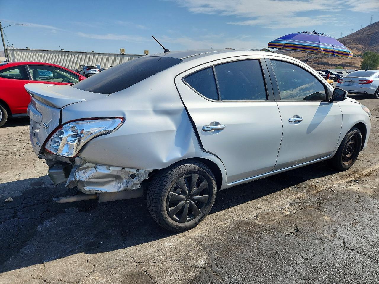 2015 NISSAN VERSA 1.6 SV — снимка 3