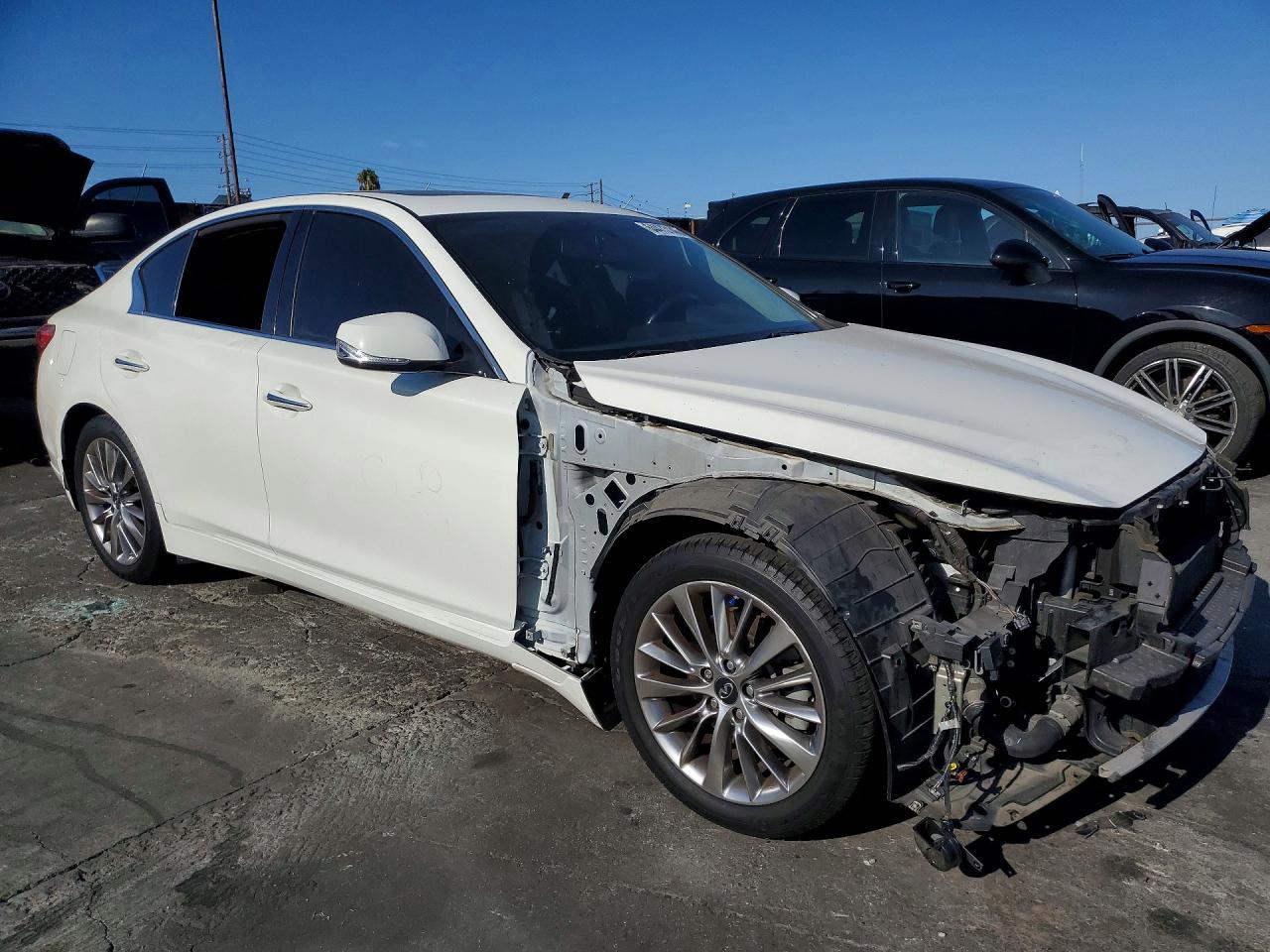 2018 INFINITI Q50 2.0T LUXE — снимка 4