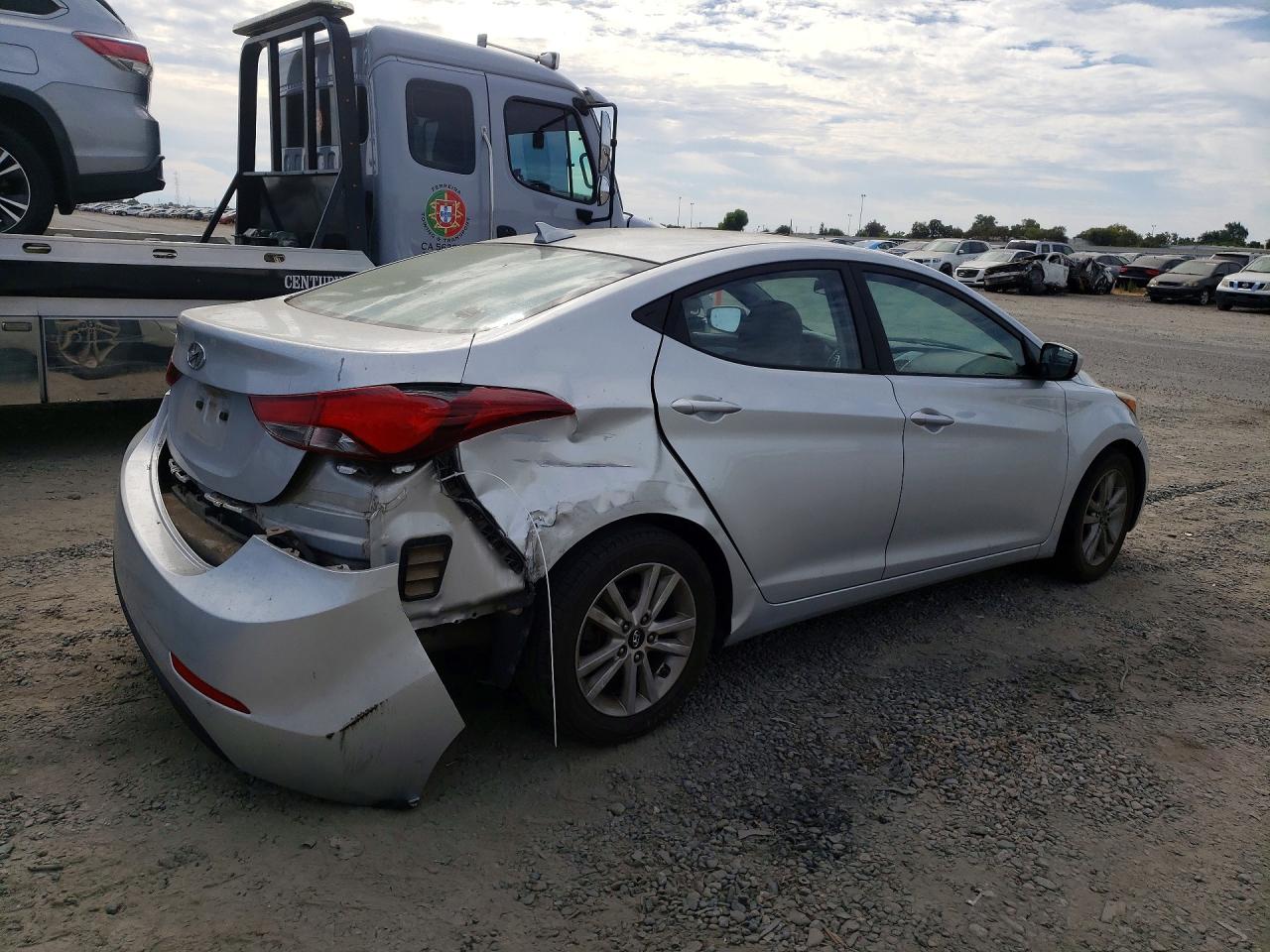 2016 HYUNDAI ELANTRA SE — снимка 3