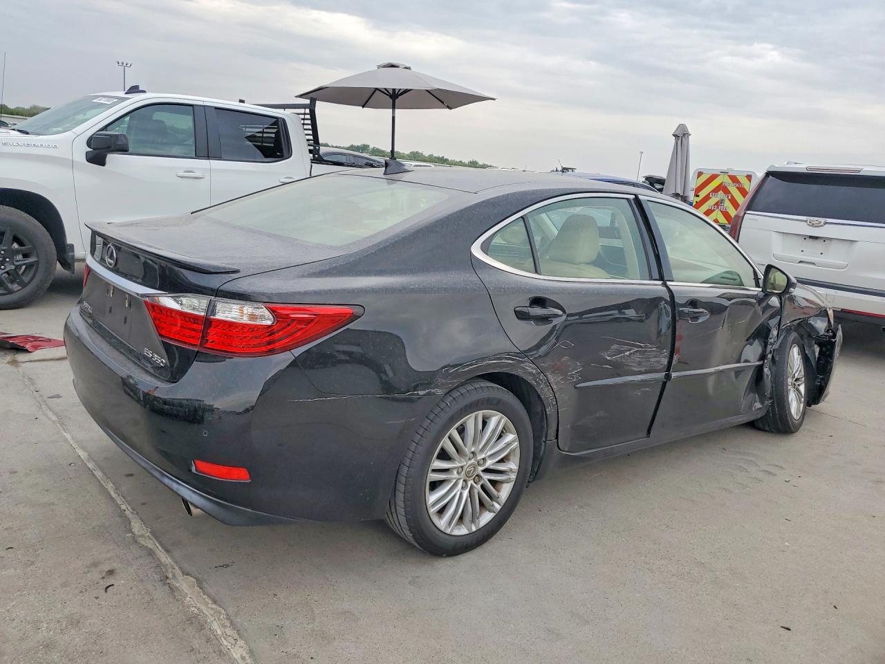 2015 LEXUS ES 350 — снимка 3
