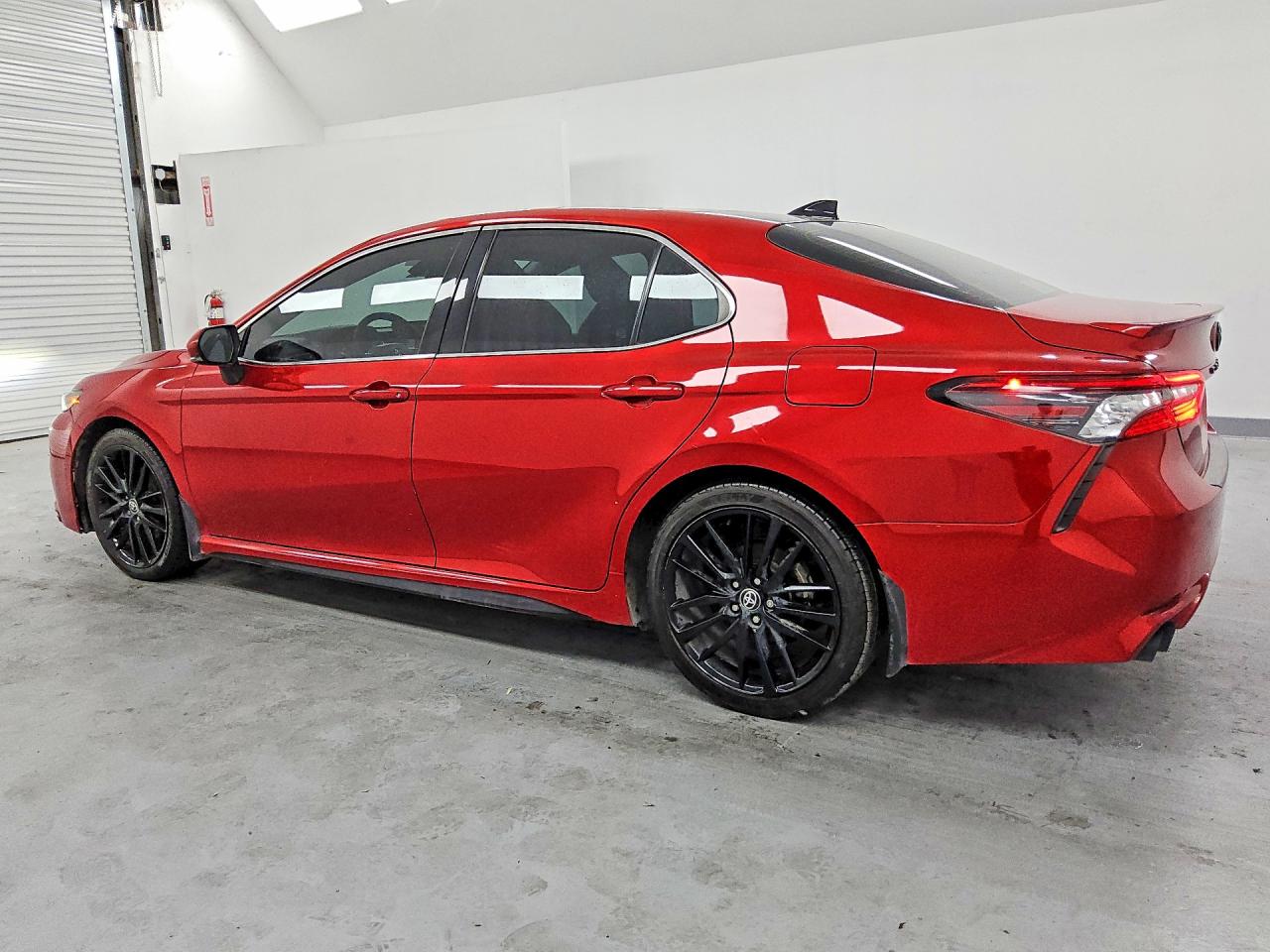 2022 TOYOTA CAMRY XSE — снимка 2