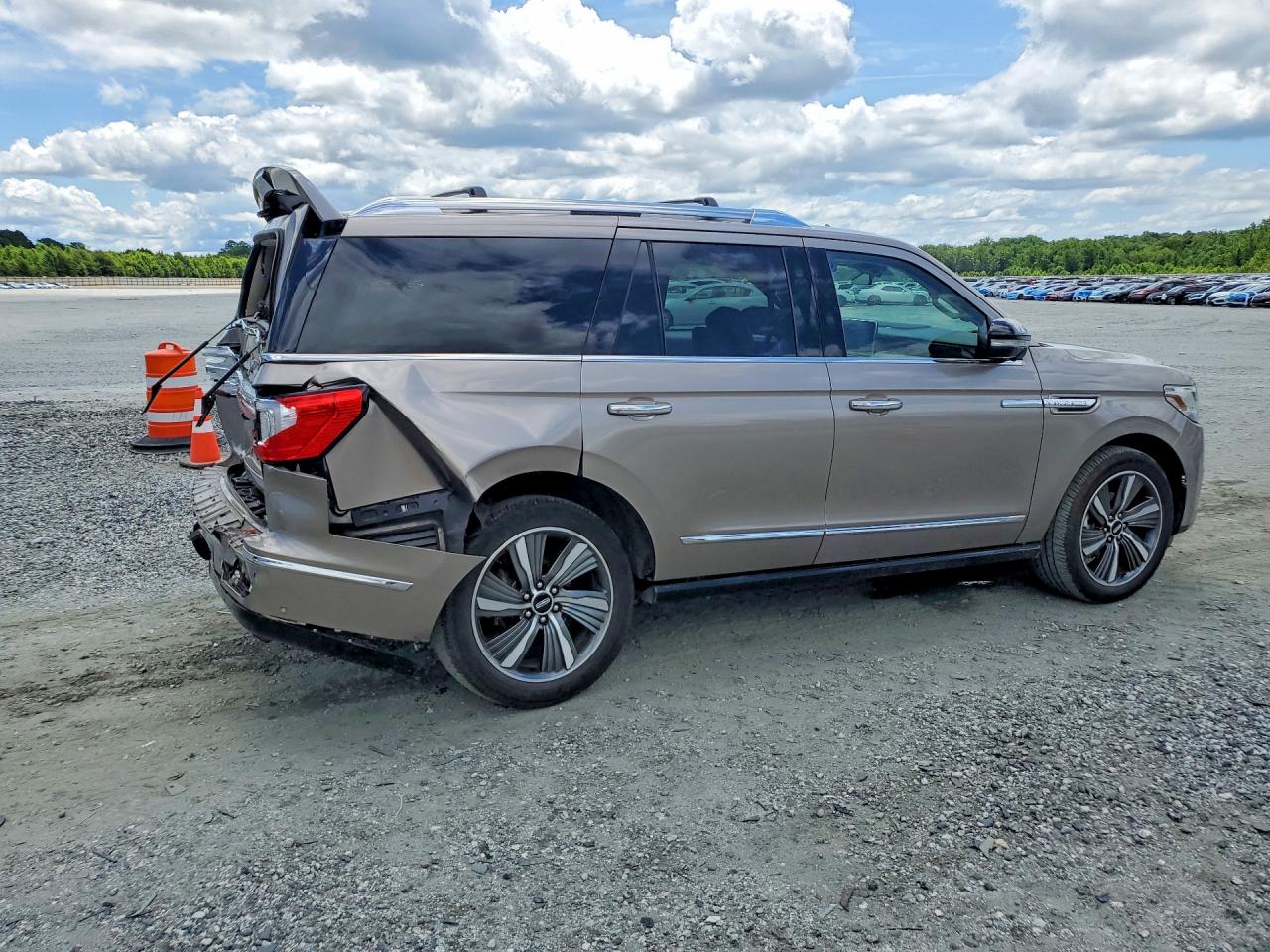 2019 LINCOLN NAVIGATOR RESERVE — снимка 3