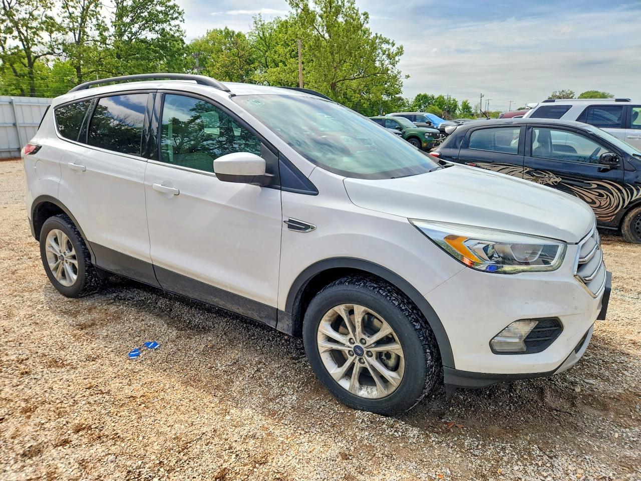 2017 FORD ESCAPE SE — снимка 4