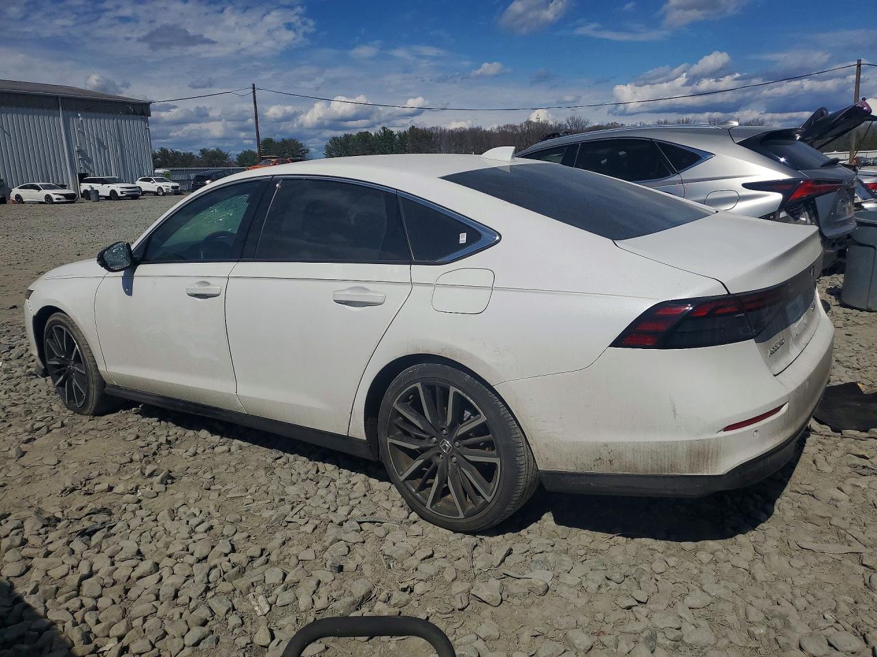 2023 HONDA ACCORD TOURING HYBRID — снимка 2