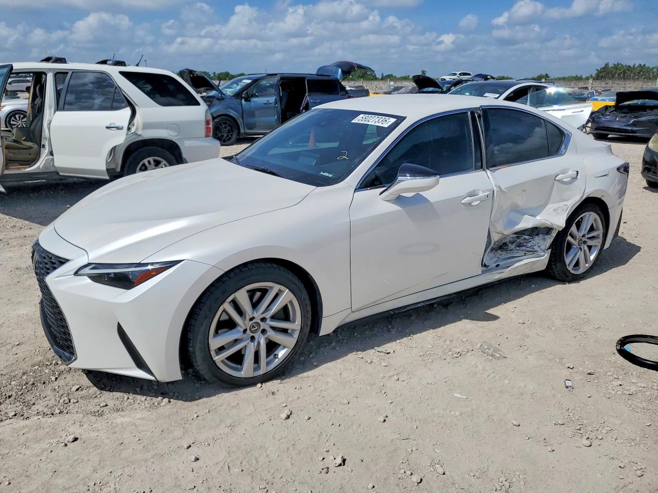 2022 LEXUS IS 300