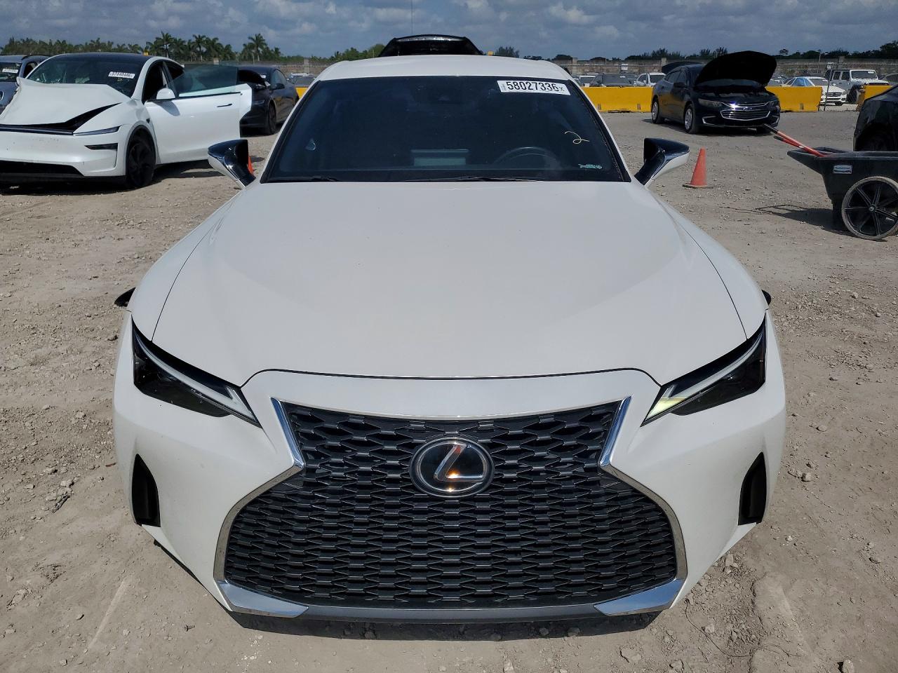 2022 LEXUS IS 300 — снимка 5