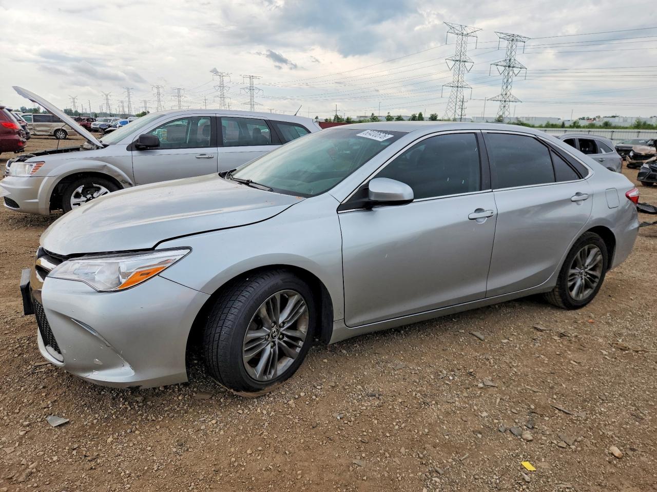 2015 TOYOTA CAMRY SE