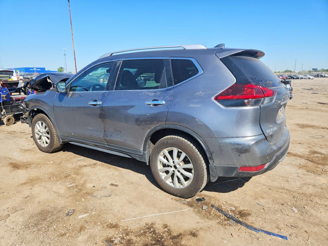 2019 NISSAN ROGUE SV — снимка 2