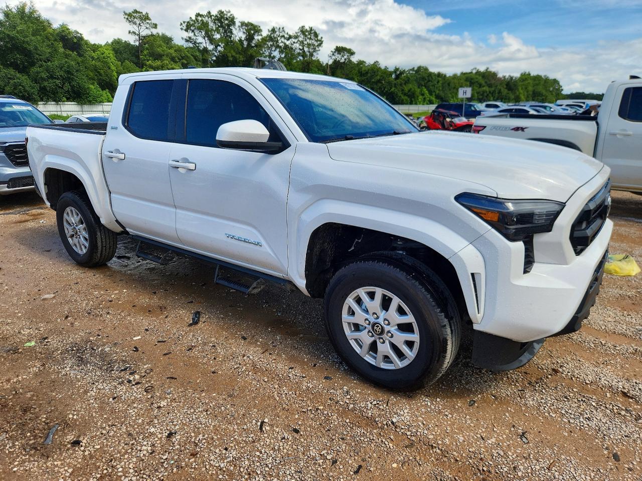 2025 TOYOTA TACOMA SR5 — снимка 4