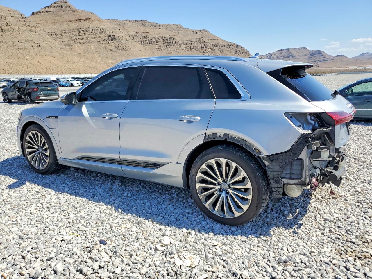 2019 AUDI E-TRON PRESTIGE — снимка 2