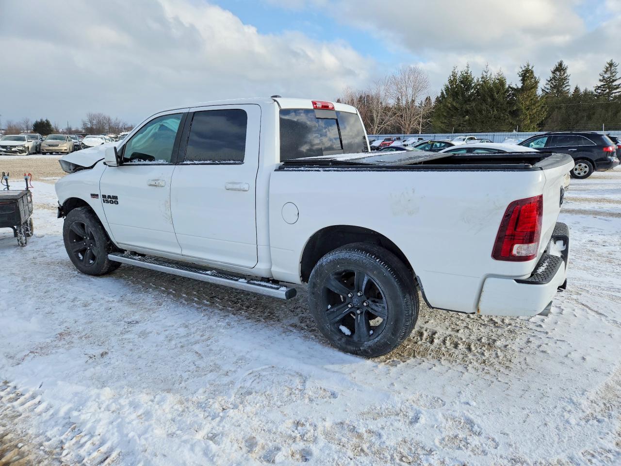 2017 RAM 1500 SPORT — снимка 2