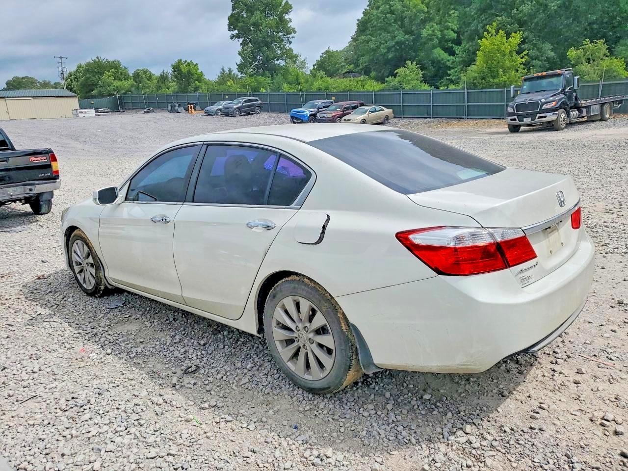 2015 HONDA ACCORD EX — снимка 2
