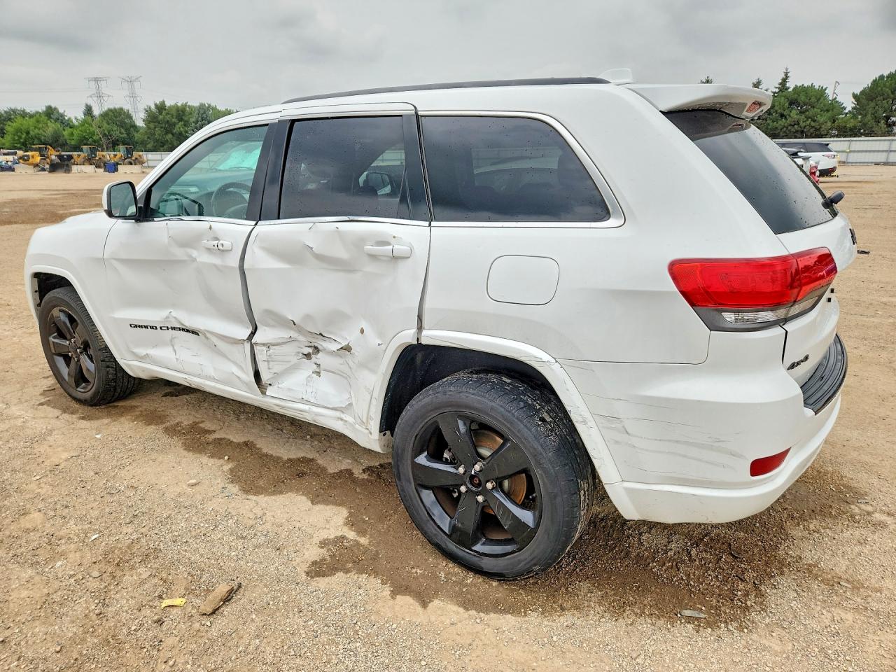 2015 JEEP GRAND CHEROKEE LAREDO — снимка 2