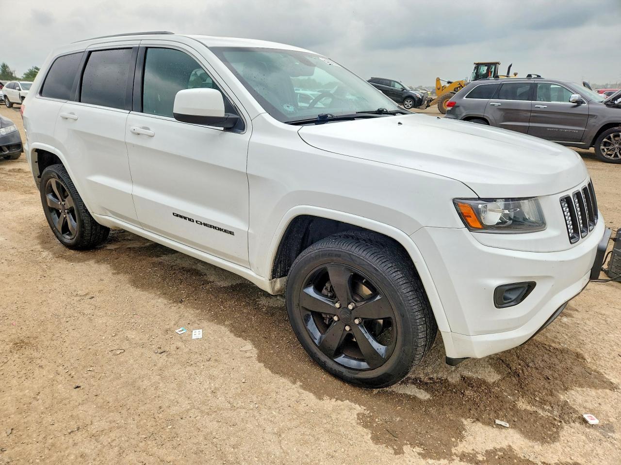 2015 JEEP GRAND CHEROKEE LAREDO — снимка 4
