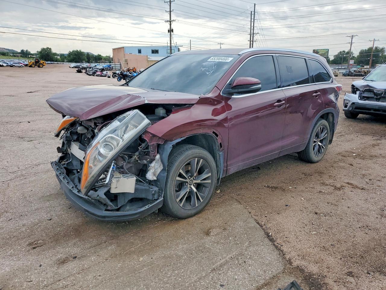 2016 TOYOTA HIGHLANDER XLE