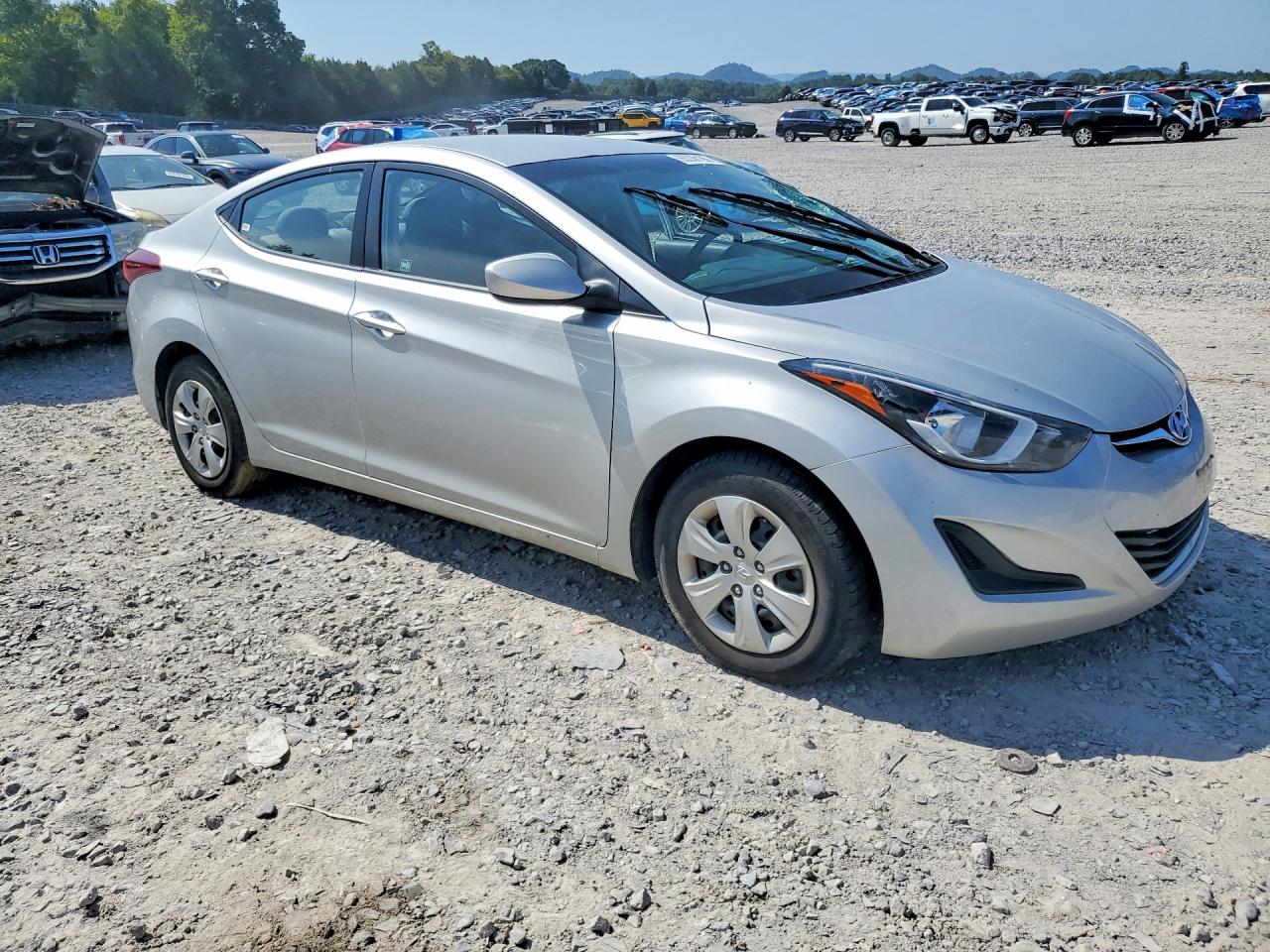 2016 HYUNDAI ELANTRA SE — снимка 4