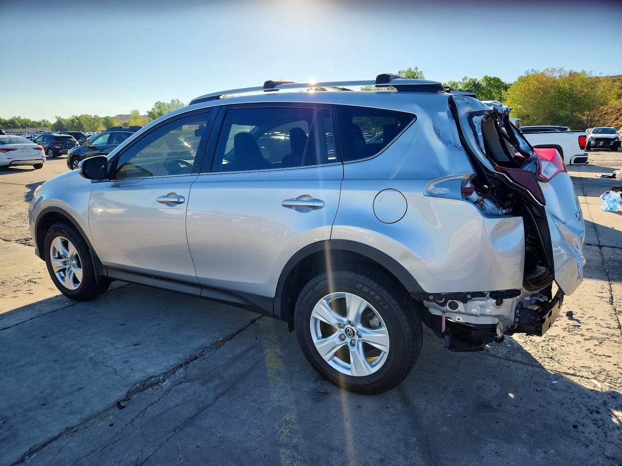 2015 TOYOTA RAV4 XLE — снимка 2