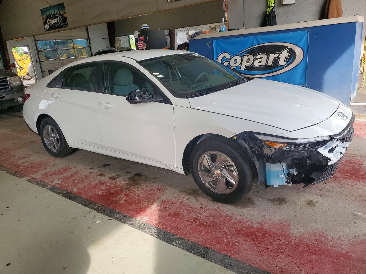 2026 HYUNDAI ELANTRA SE — снимка 4