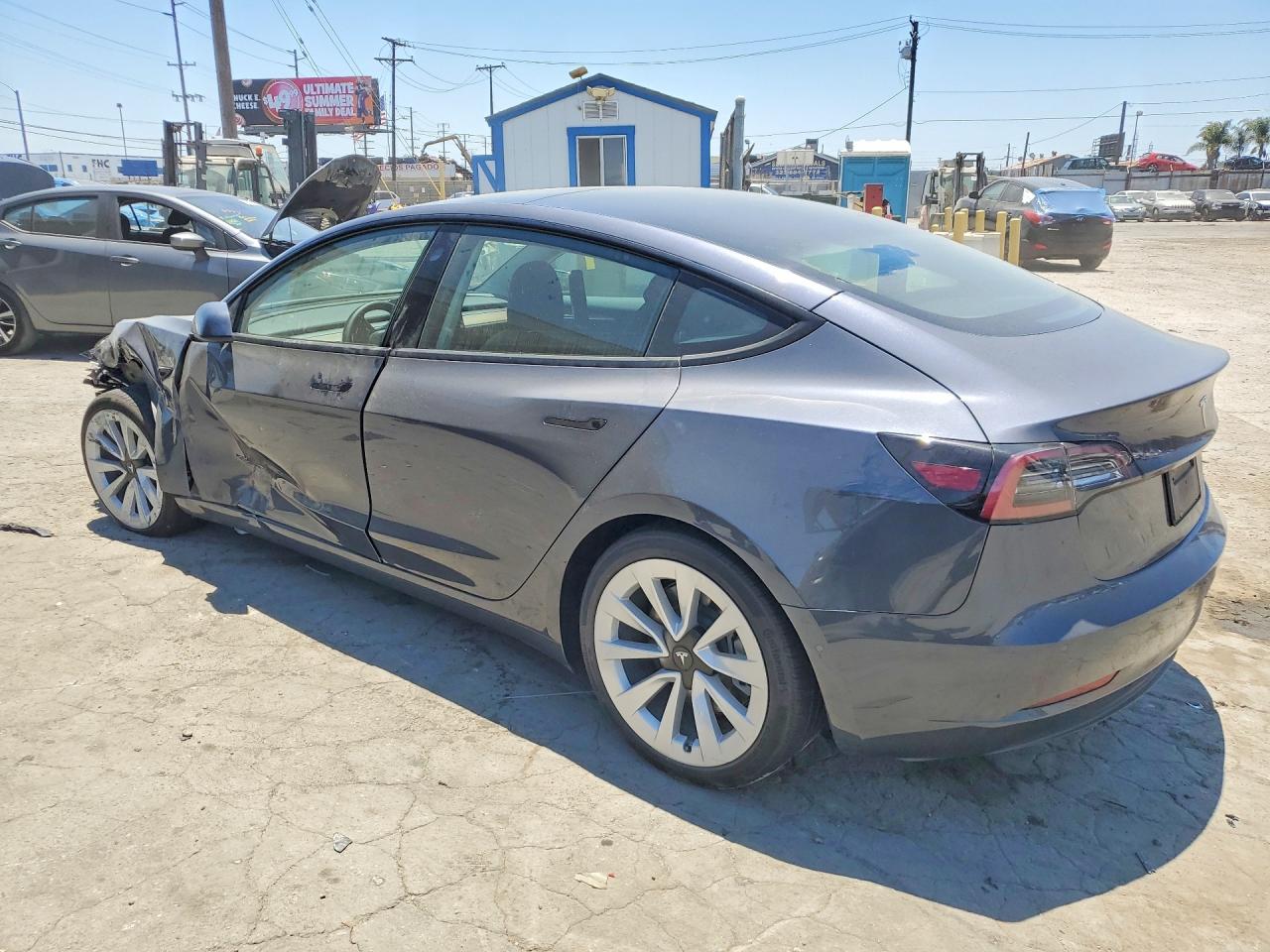 2022 TESLA MODEL 3 — снимка 2