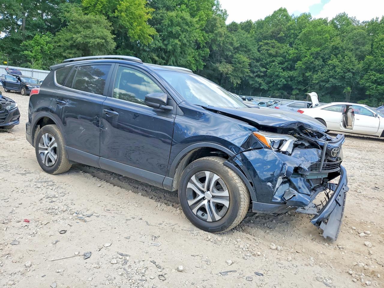 2017 TOYOTA RAV4 LE — снимка 4