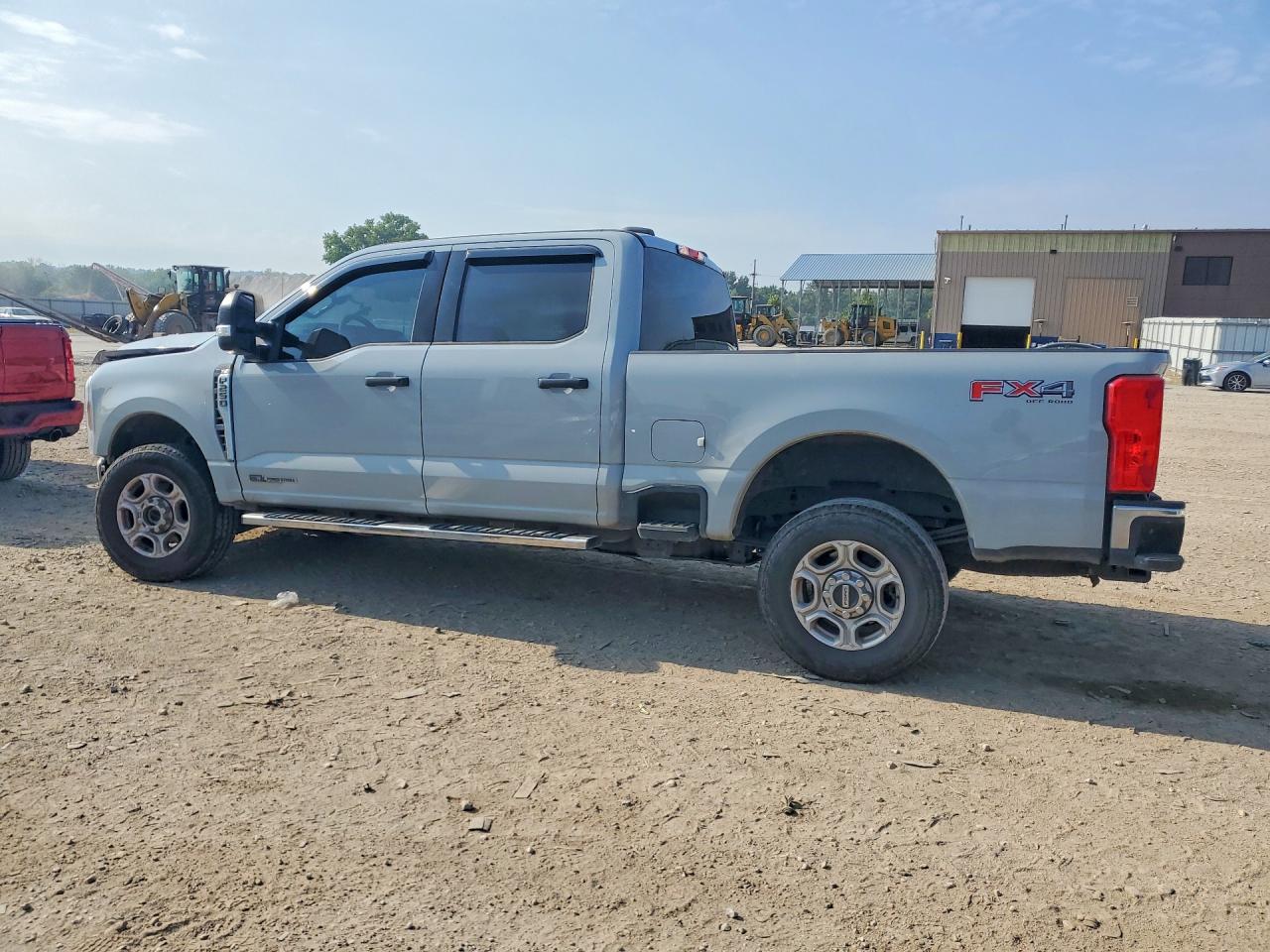2025 FORD F250 SUPER DUTY — снимка 2
