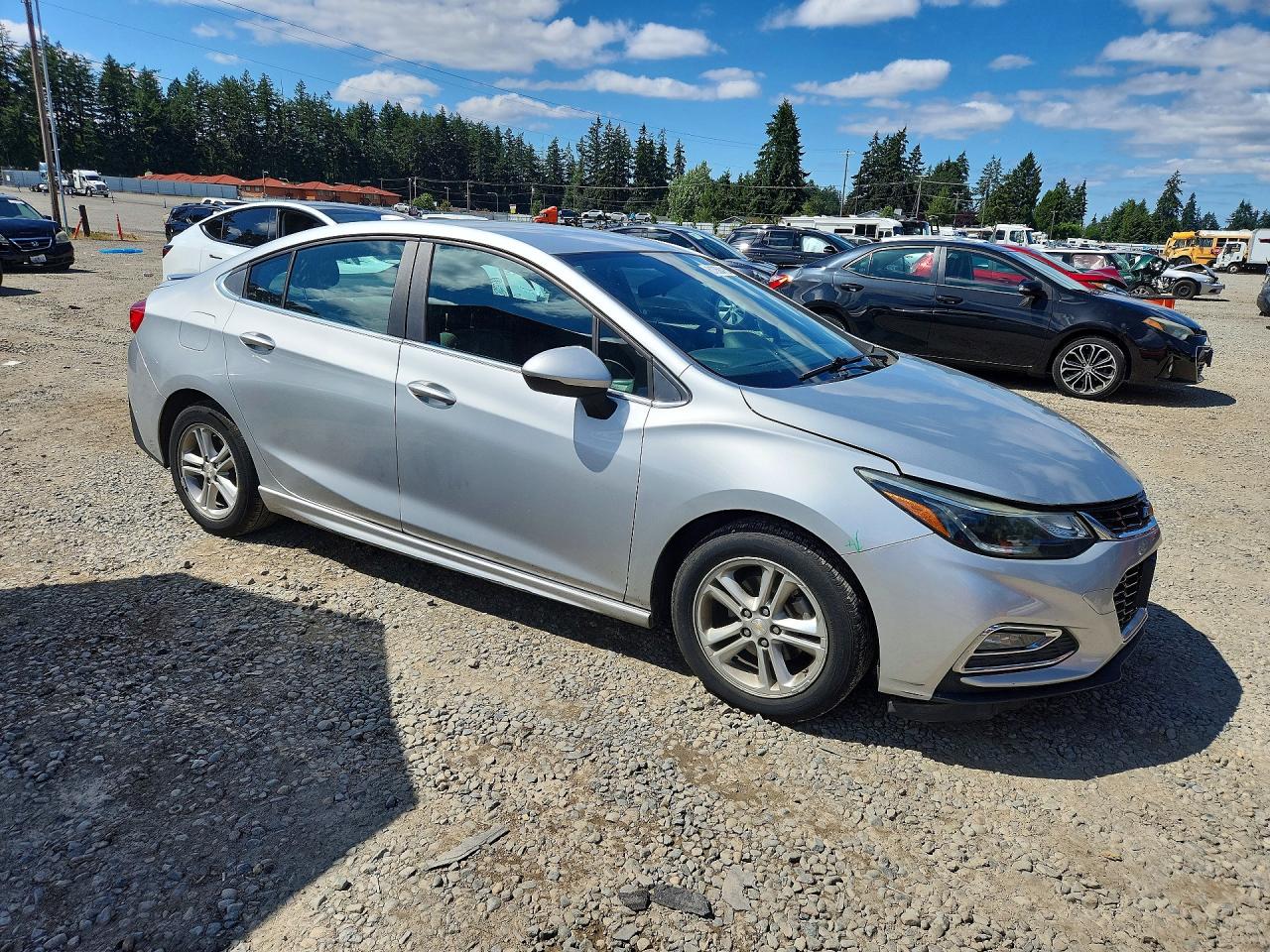 2017 CHEVROLET CRUZE LT — снимка 4