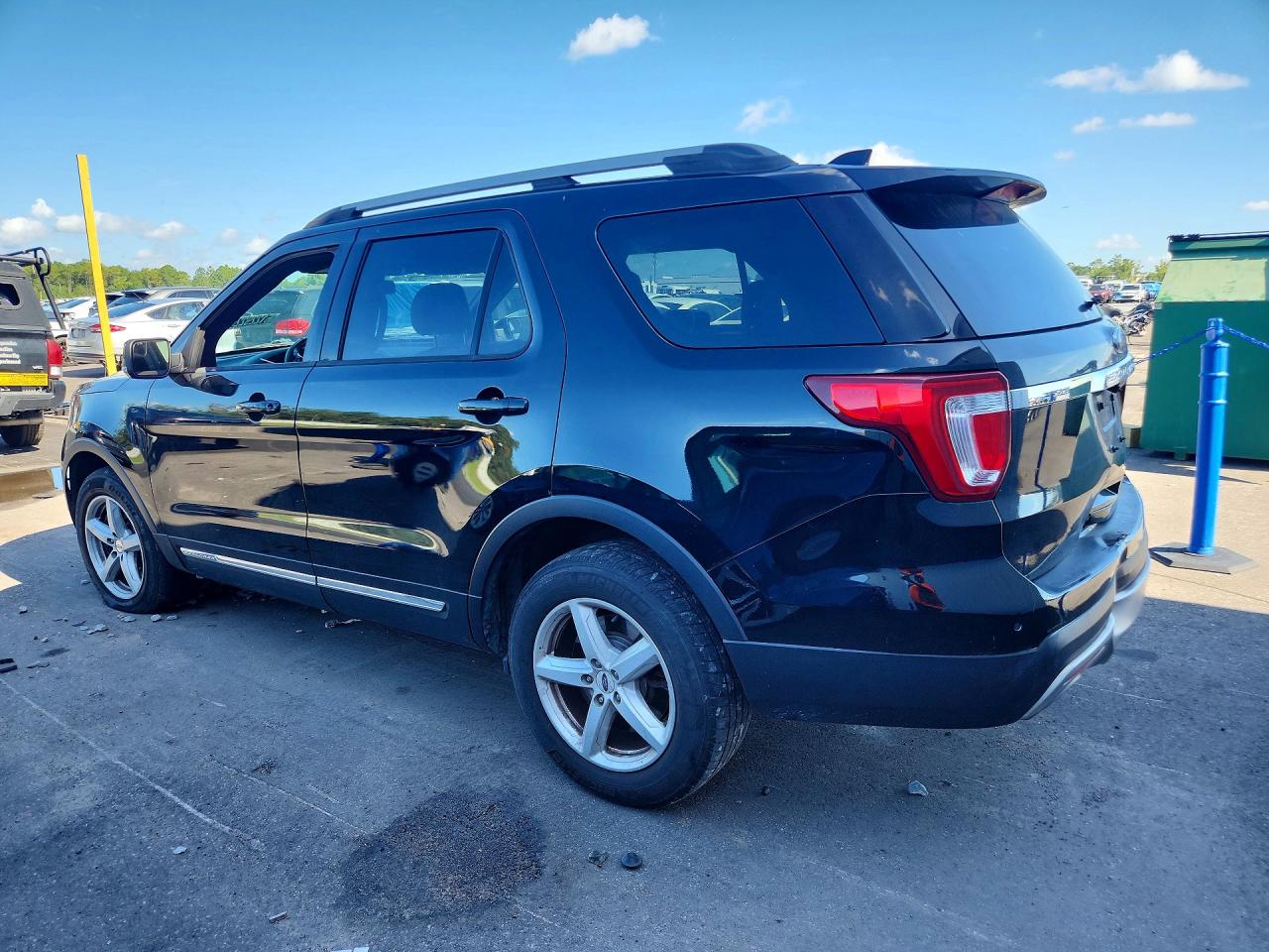 2017 FORD EXPLORER XLT — снимка 2