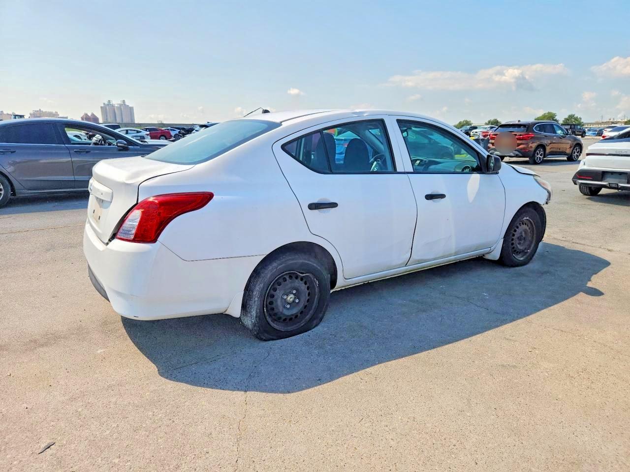 2015 NISSAN VERSA 1.6 S — снимка 3