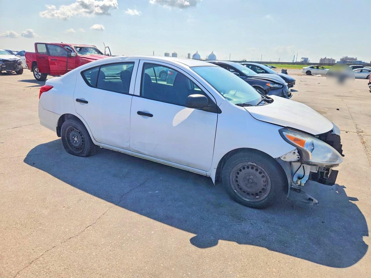 2015 NISSAN VERSA 1.6 S — снимка 4