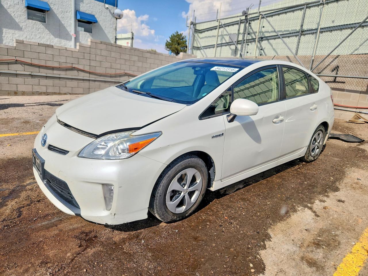 2015 TOYOTA PRIUS THREE