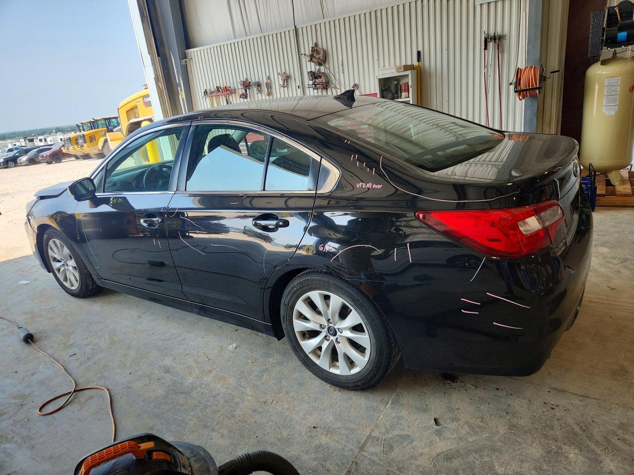 2017 SUBARU LEGACY 2.5I PREMIUM — снимка 2