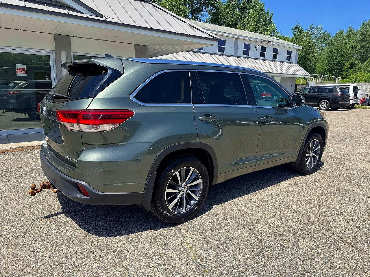2017 TOYOTA HIGHLANDER XLE — снимка 4