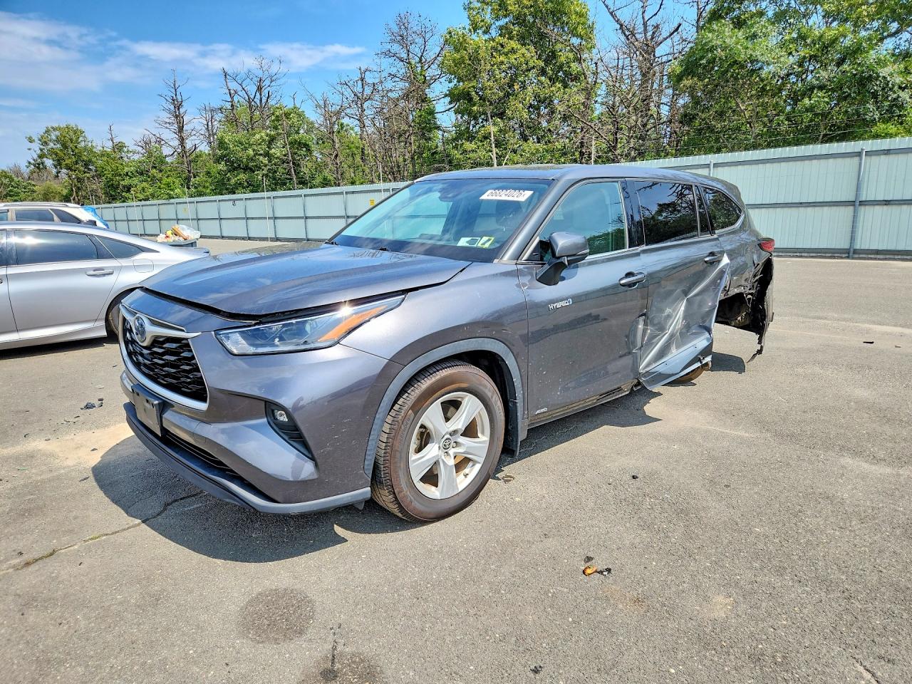 2021 TOYOTA HIGHLANDER HYBRID LE